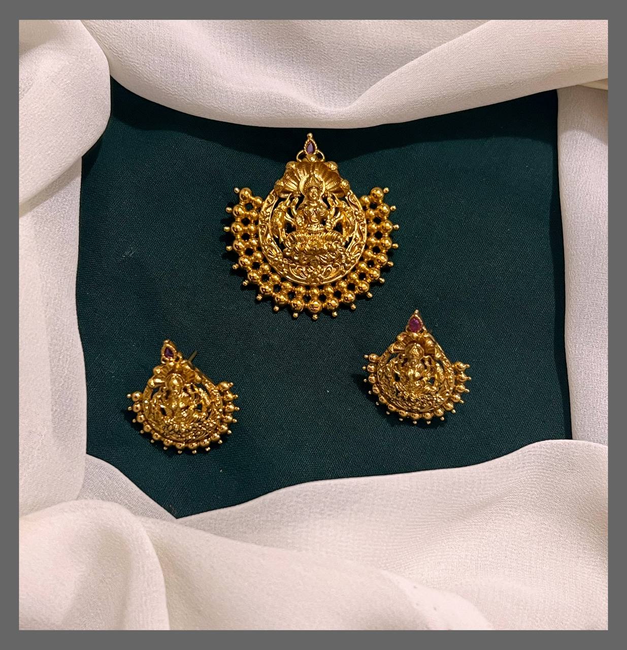 Lakshmi Nakshi Pendent - NP0062