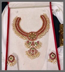 Jadau Moon Necklace With Earrings - KN00524