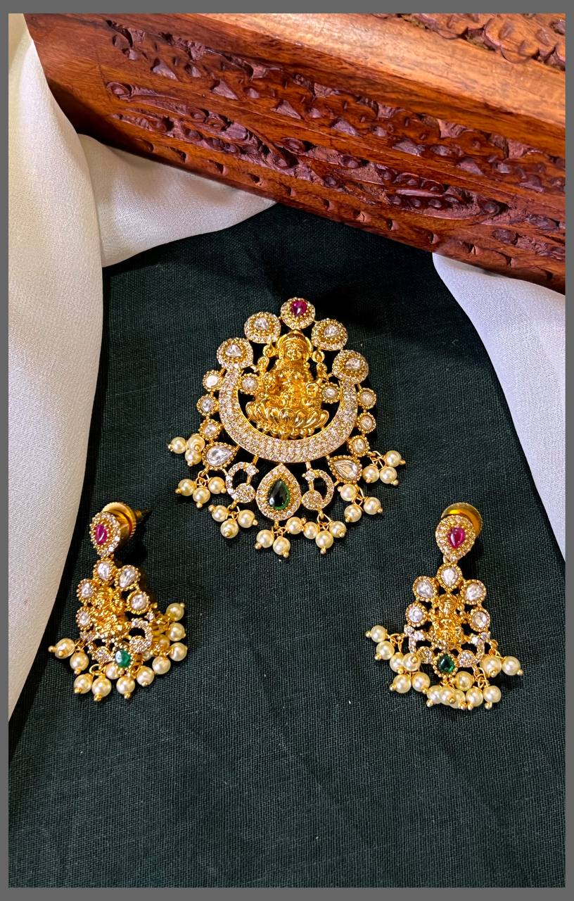 Beautiful Stone Lakshmi Pendant - NP0088
