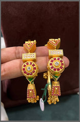 Ruby Bottu Design Bangle in Kundan - BG00343