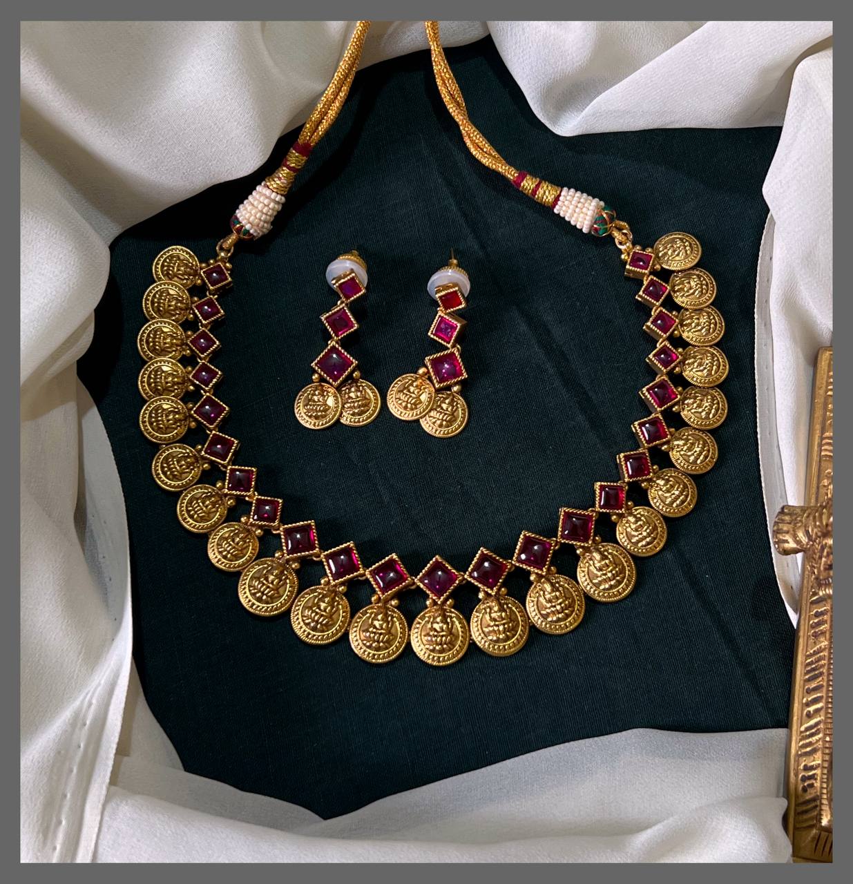Kempu Stone and Lakshmi Kaasu Necklace In Nakshi - NN00749