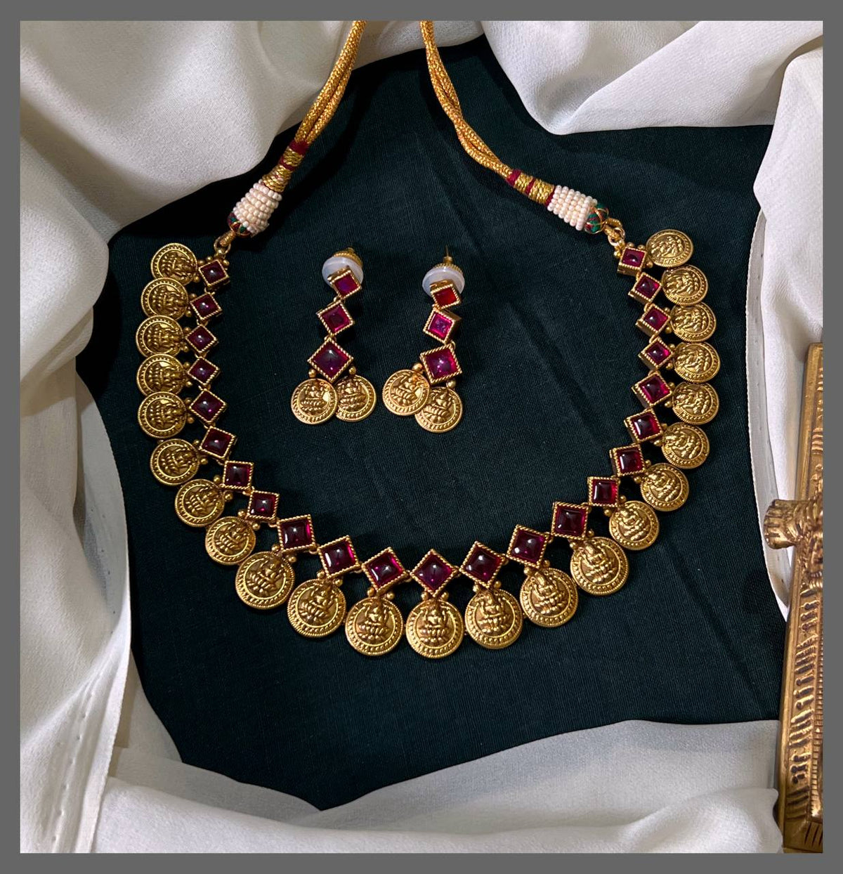 Kempu Stone and Lakshmi Kaasu Necklace In Nakshi - NN00749