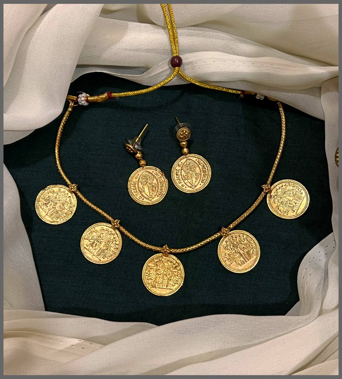 Kaasu Necklace With Earrings - NN00754