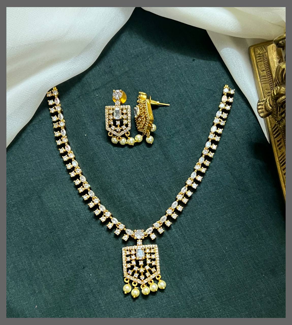 Beautiful White Stone Necklace In Naskhi - NN00774