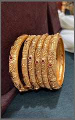 Beautiful Flower Bangles - BG00367