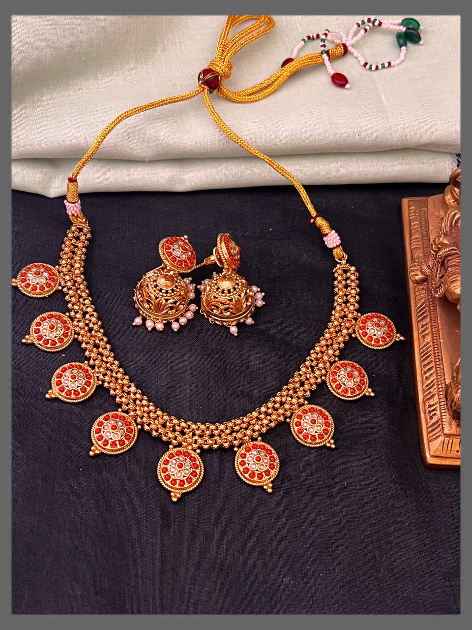 Bottu Mala Necklace With Jhumki In Nakshi - NN00786