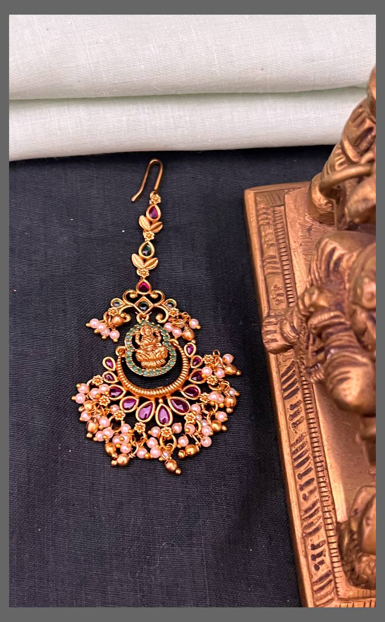 Beautiful Lakshmi Maang Tikka With Pearls - HA00185