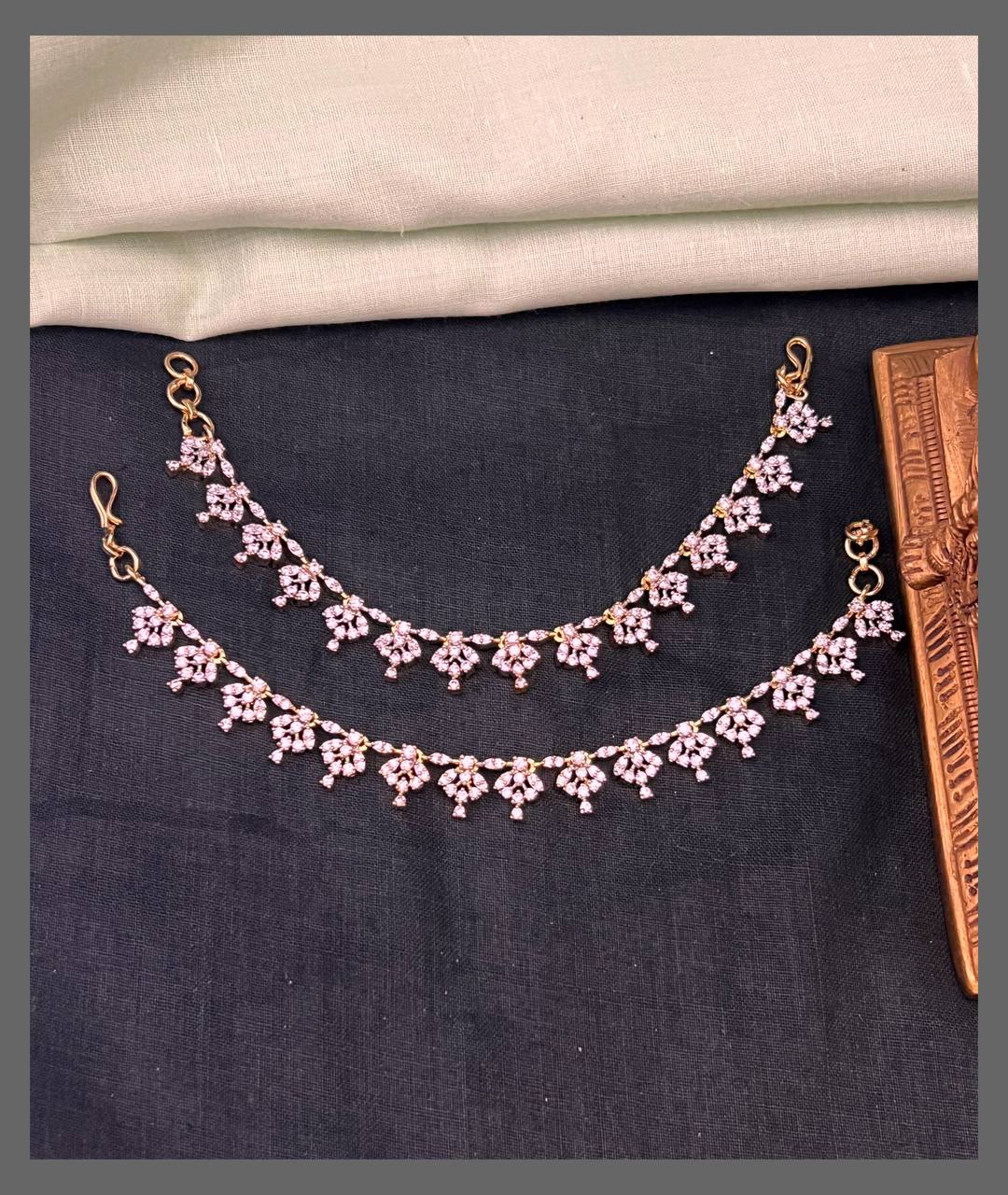 Beautiful White Stone Matilu  - MT0091