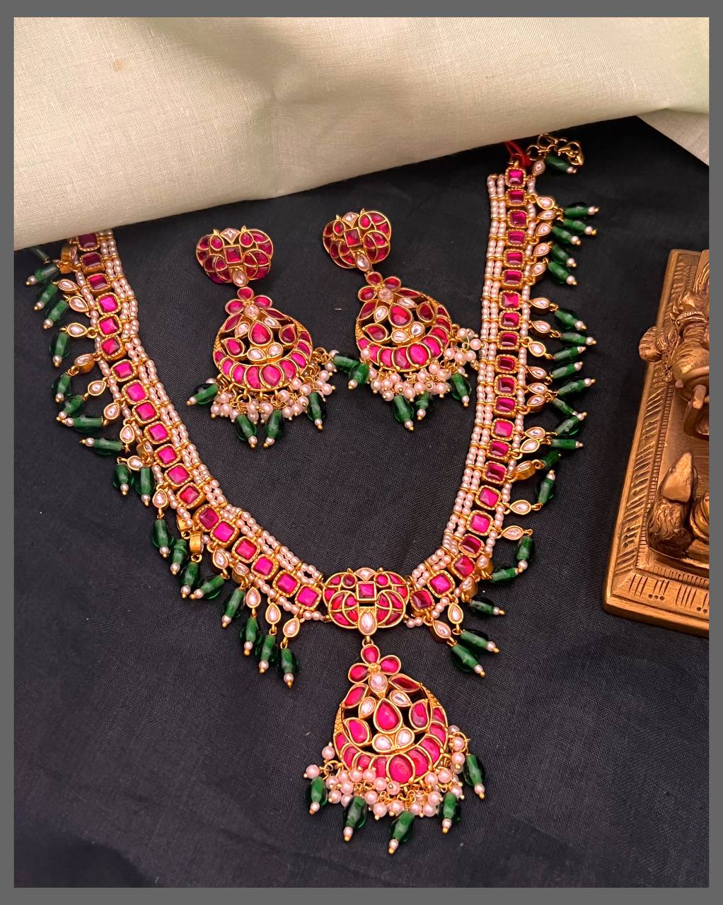 Beautiful Ruby Kundan Necklace With Emerald Beads - KN00558