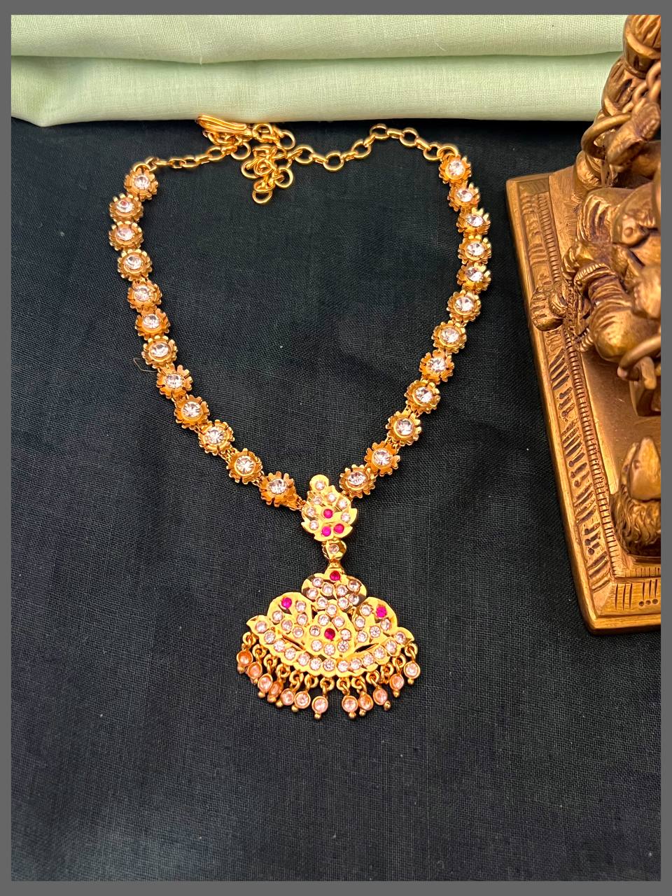 Vintage Collectin Flower Necklace In Nakshi - NN00794