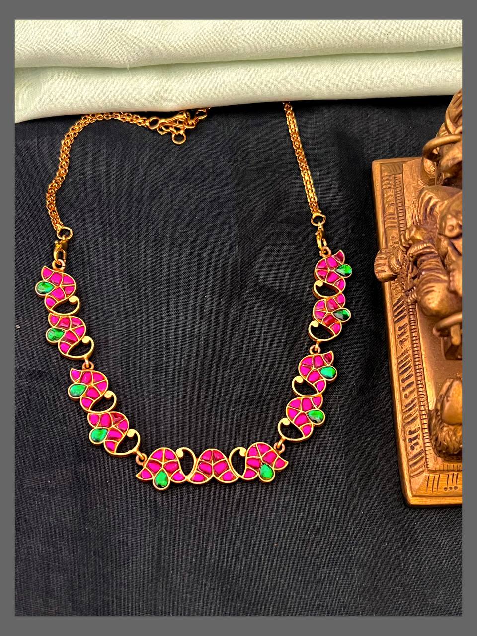 Elegant Kundan Necklace - KN00568