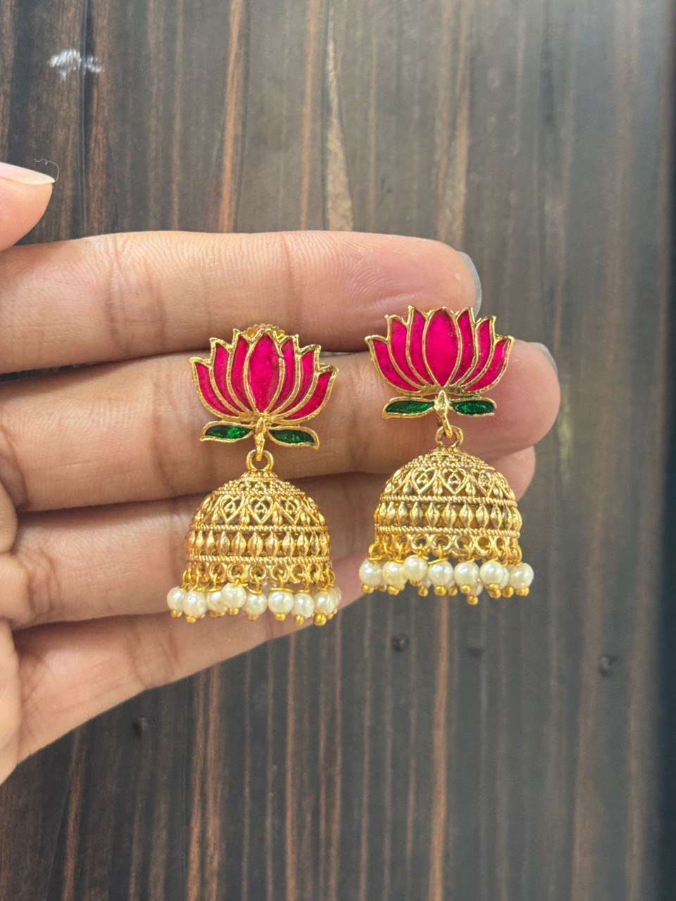 Beautiful Lotus Jhumki In Kundan - KE00561