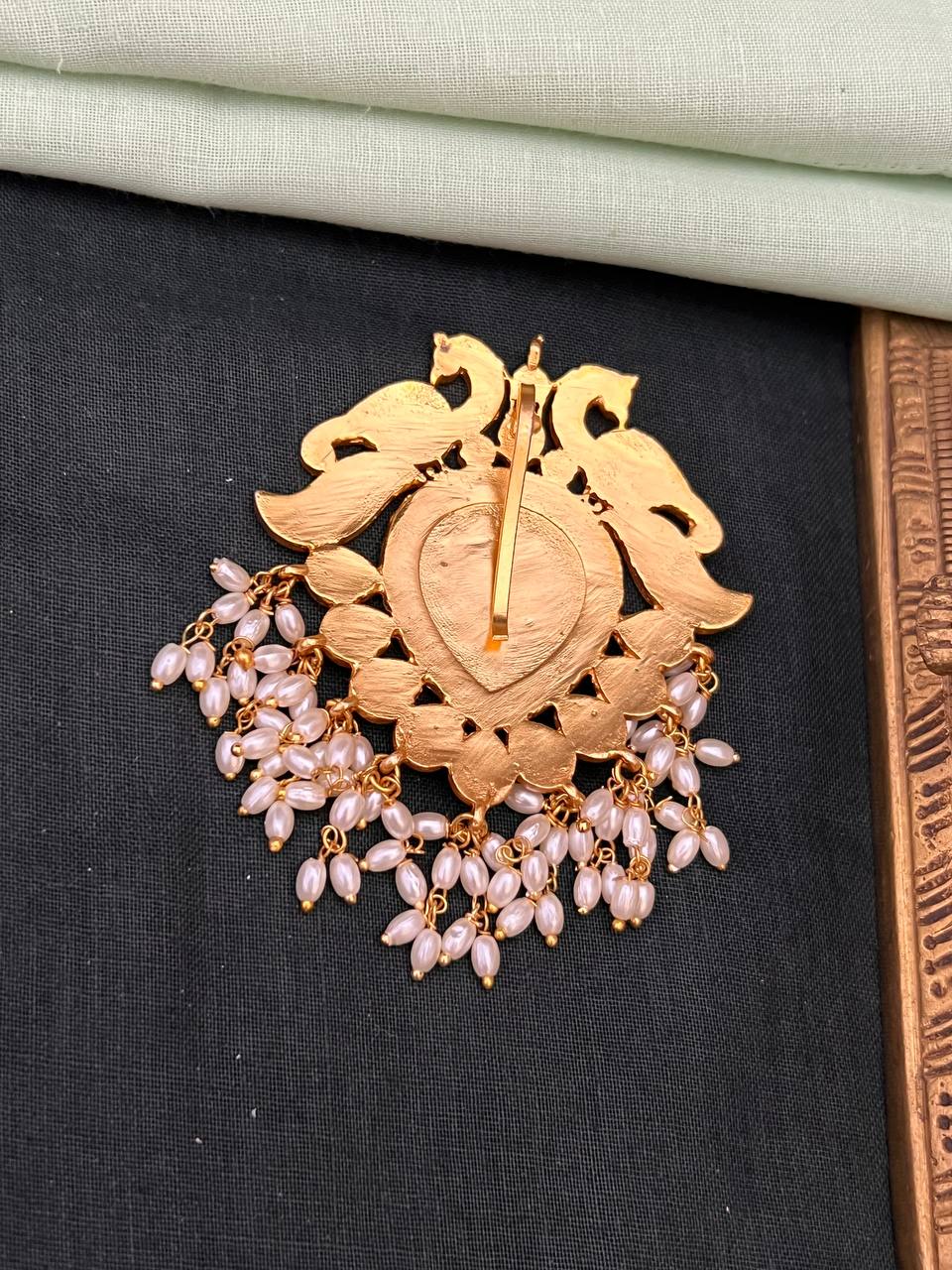 Beautiful Peacock Kundan Pendant - KP00184