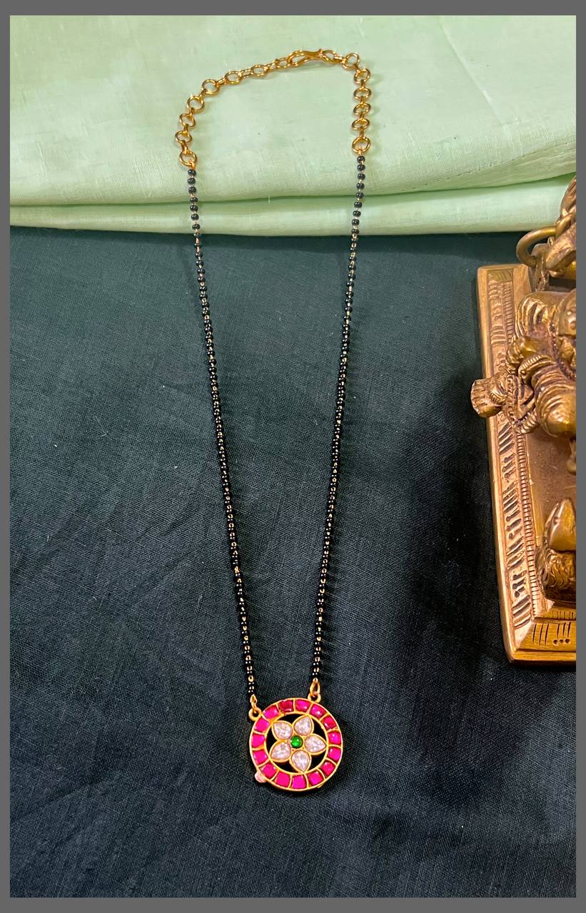 Black Bead Haram With Kundan Flower Pendant - BD00133