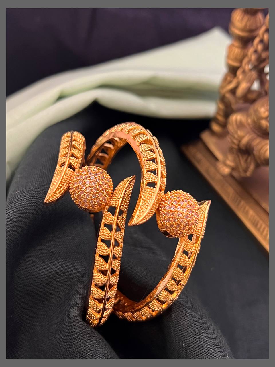 Stylish Nakshi Bangles - BG00408