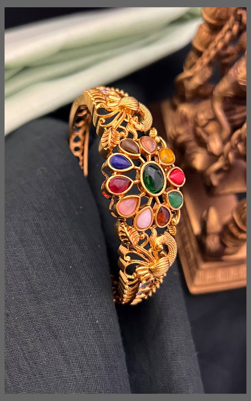 Beautiful Navratna Flower Bracelet - BG00412