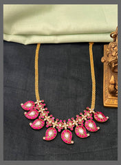 Elagant Jadau Mango Necklace In Kundan - KN00577