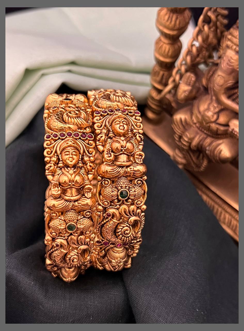 Lakshmi and Peacock Bangle in Nakshi - BG00574