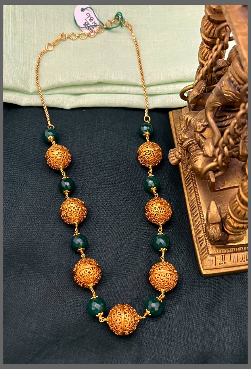 Beautiful Pearl Necklace - PB00542