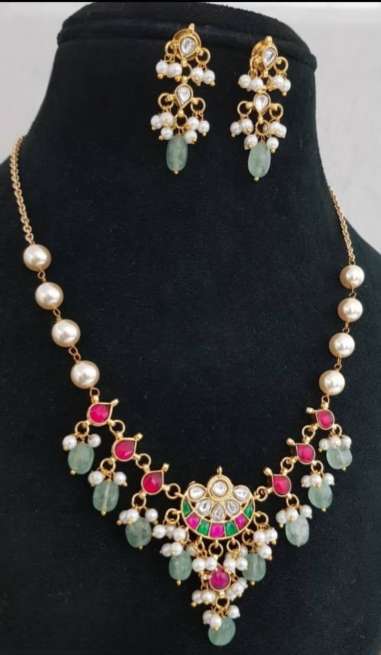 Jadau Pearl Moon Pendant Set - KN00105