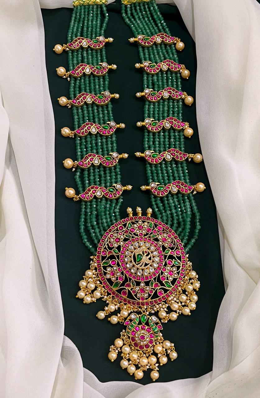 Beautiful emerald long Kundan haram with Grand pendant - HJ0065