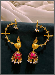 Peacock Jadau Earcuff In Gold Polish - KE00507