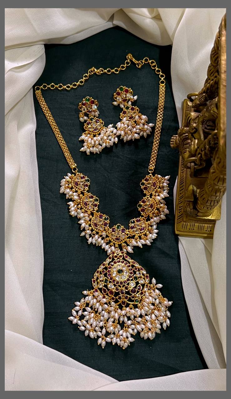 Nakshi rice-pearl haram with matching earrings – NH00346