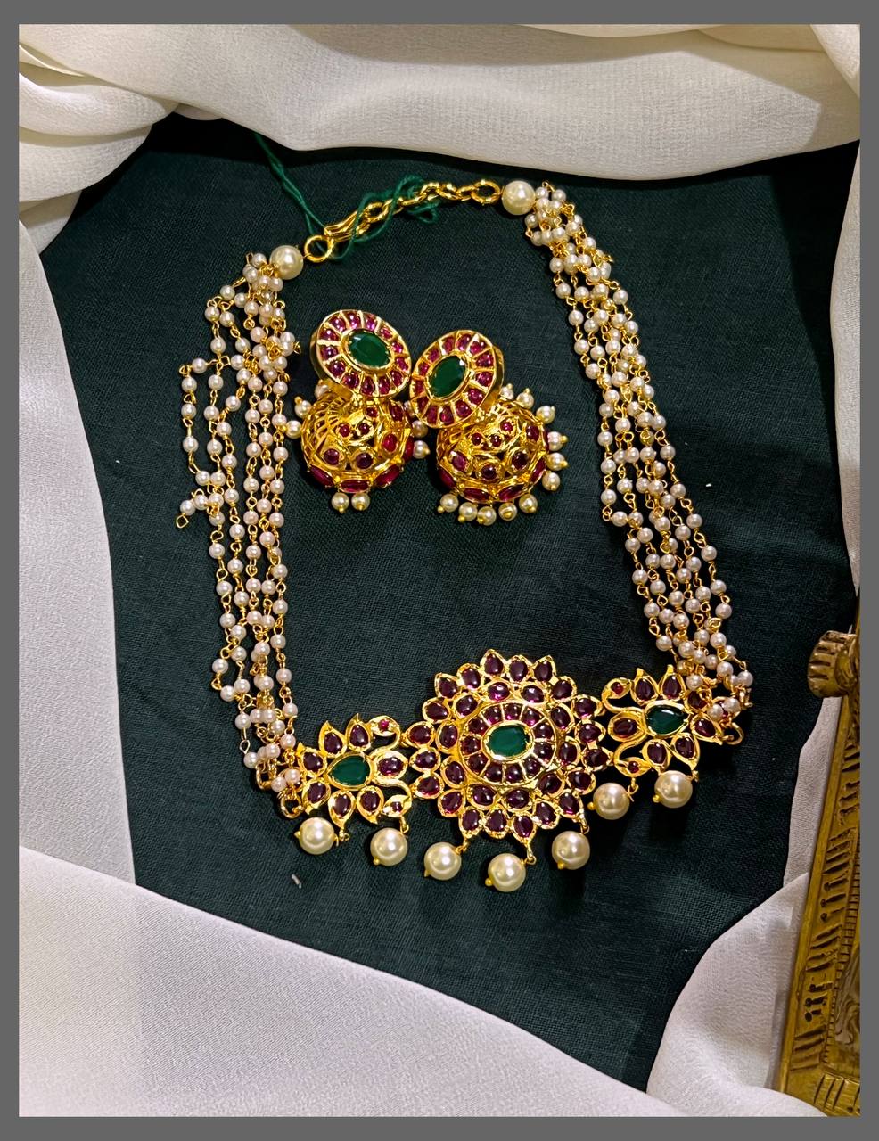 Multilayer white Beads Necklace with Pendant and Earrings – PB00469