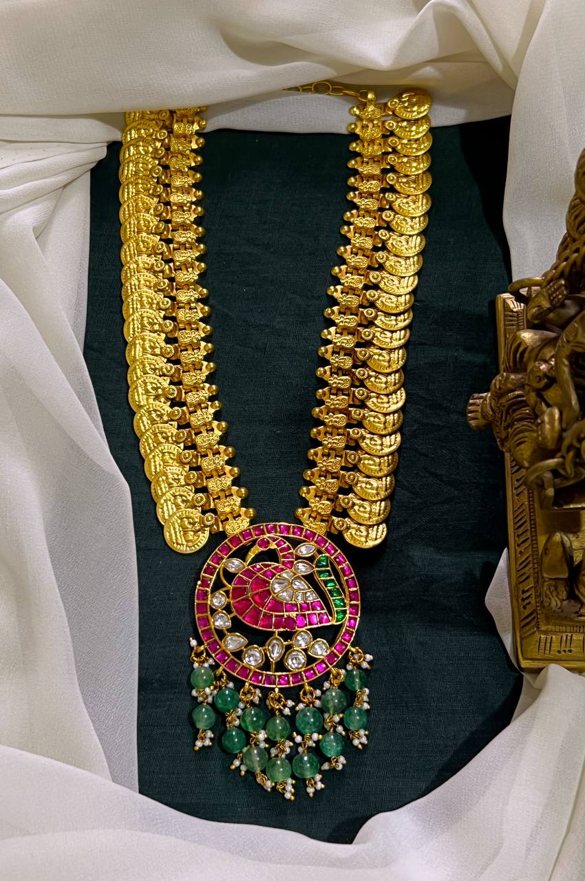 Beautiful Kaasu Haram With A Stunning Kundan Peacock Pendant – KN00553