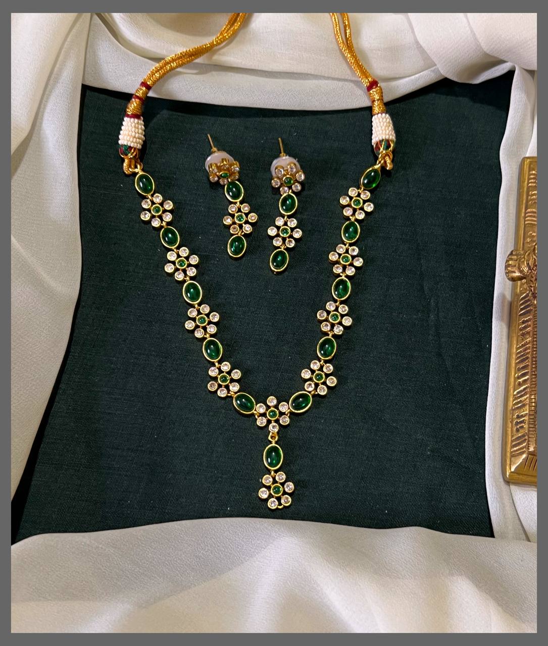 Nakshi Necklace Set with Emerald & White Stones, Paired with Earrings – NN00726