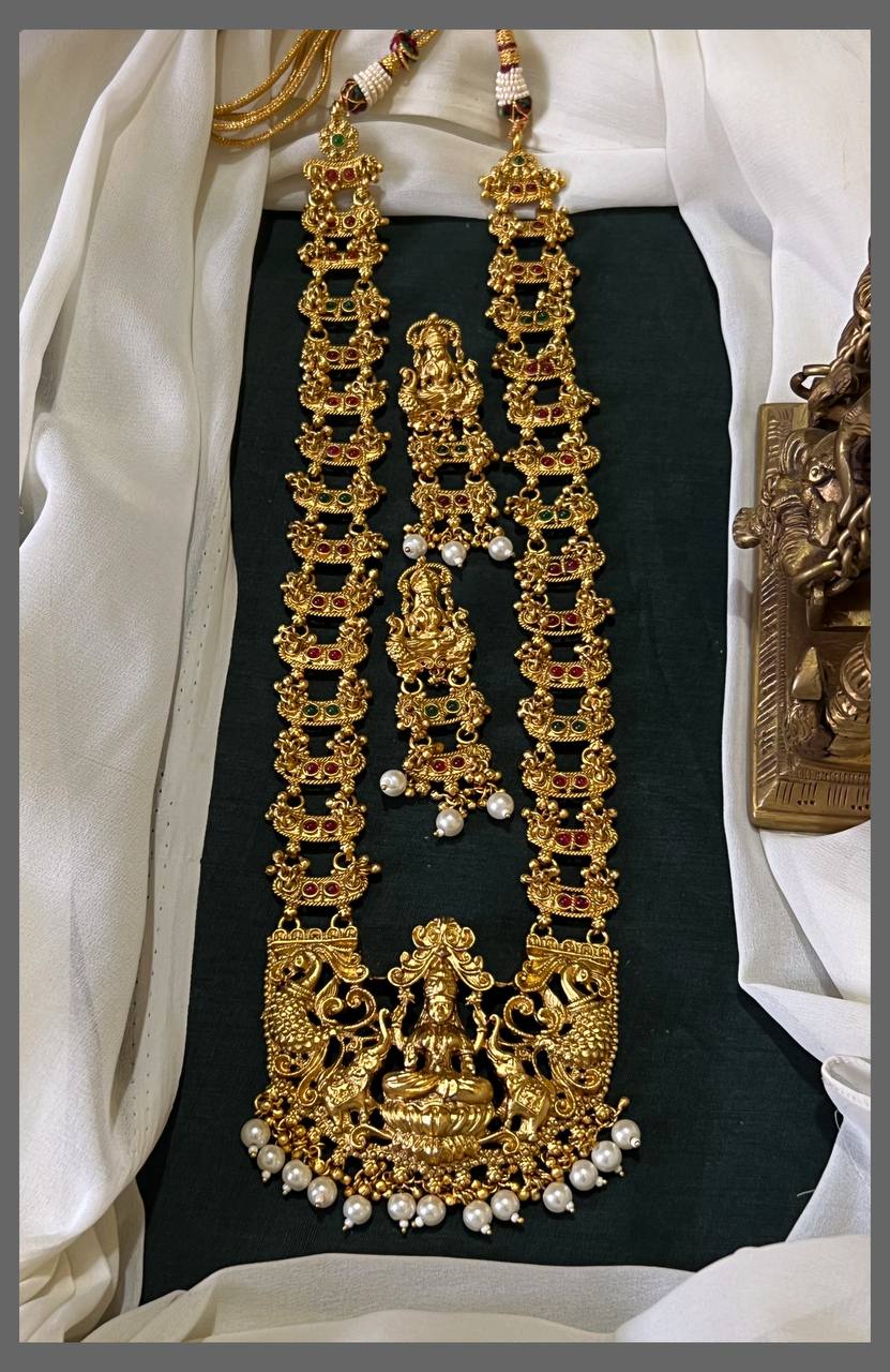 Elegant Nakshi Haram with White Pearls and Matching Earrings – NH00363