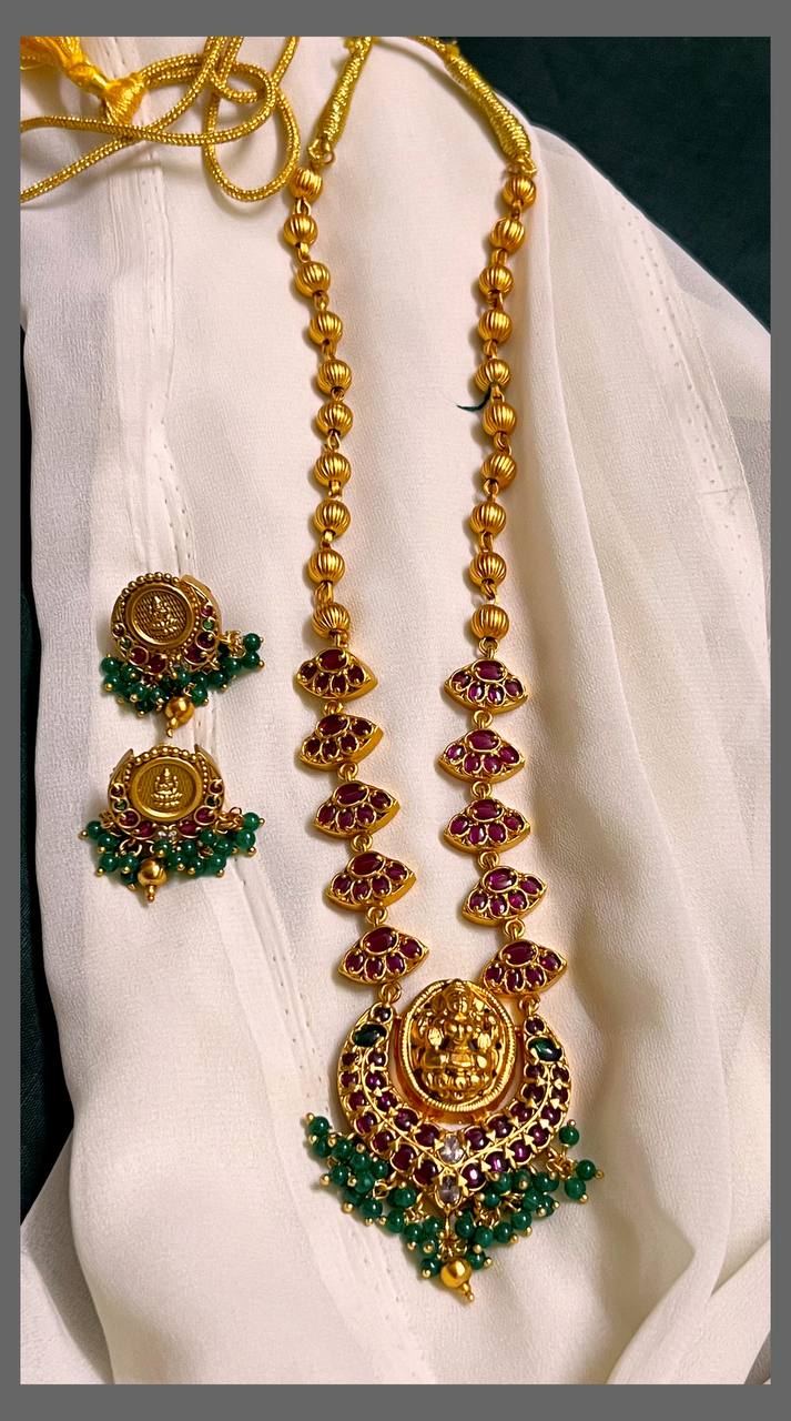 Lakshmi Pendant in Pearl Haram - PB00270