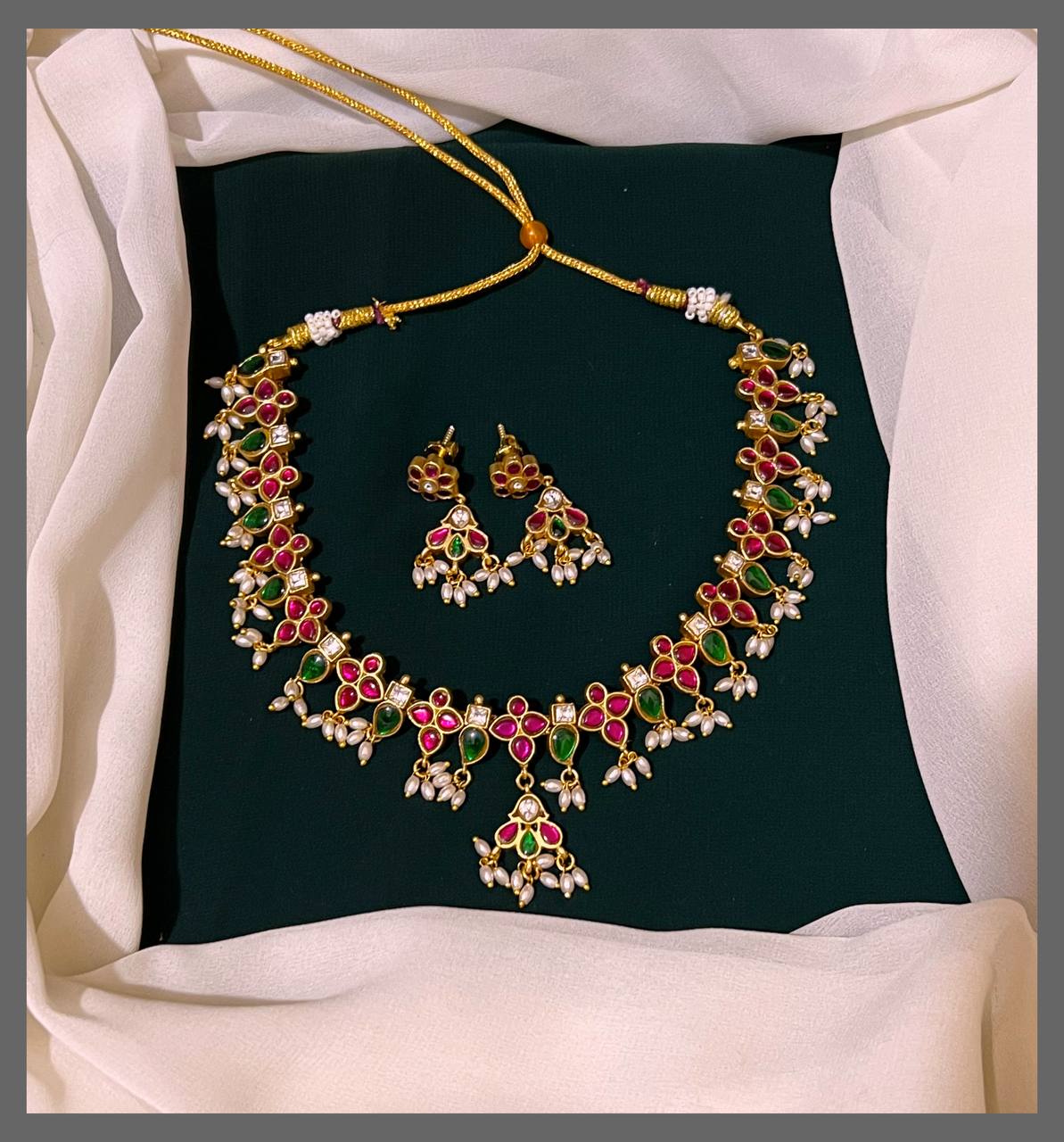 Beautiful Jadau Choker With Rice Pearl - KN00419