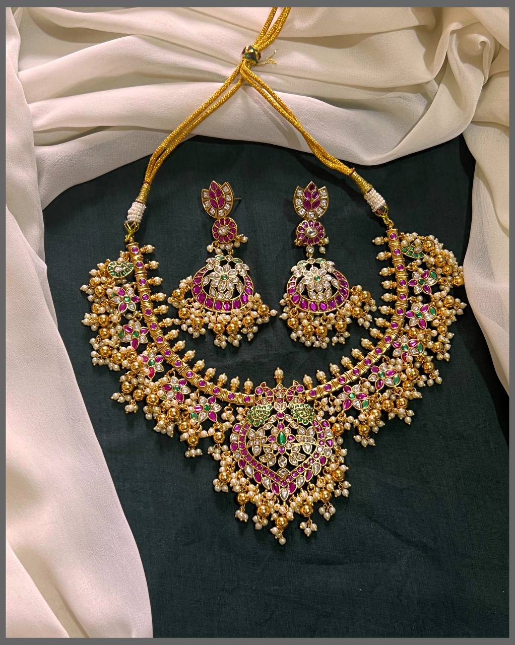Beautiful Multi Flower with Peacock pendant Neckalce in Kundan -KN00522