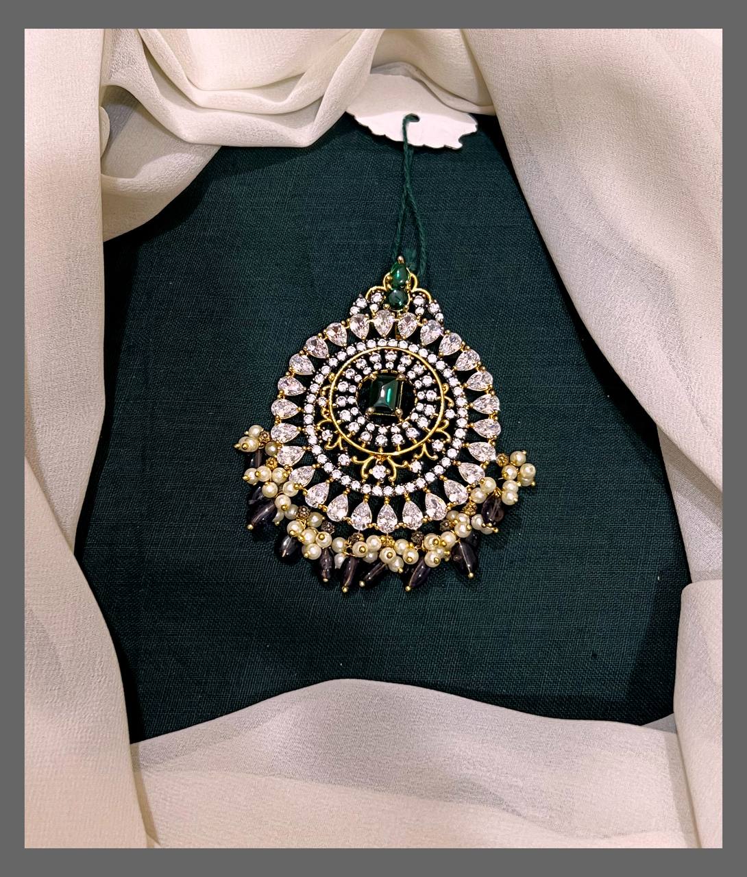 White Stone Pendant in Victorian - VP0012