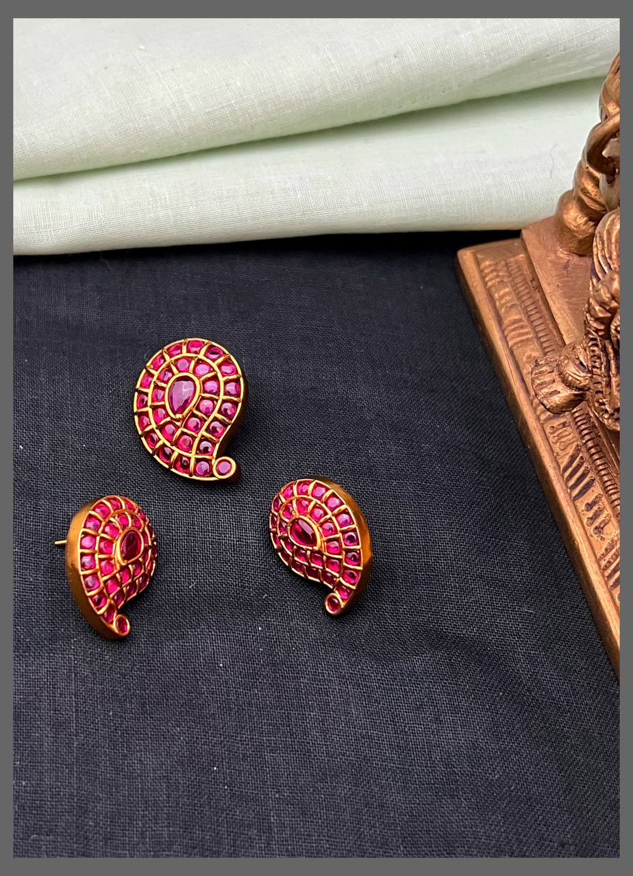Ruby Mango Pendant with Nakshi with Earring - NP00101