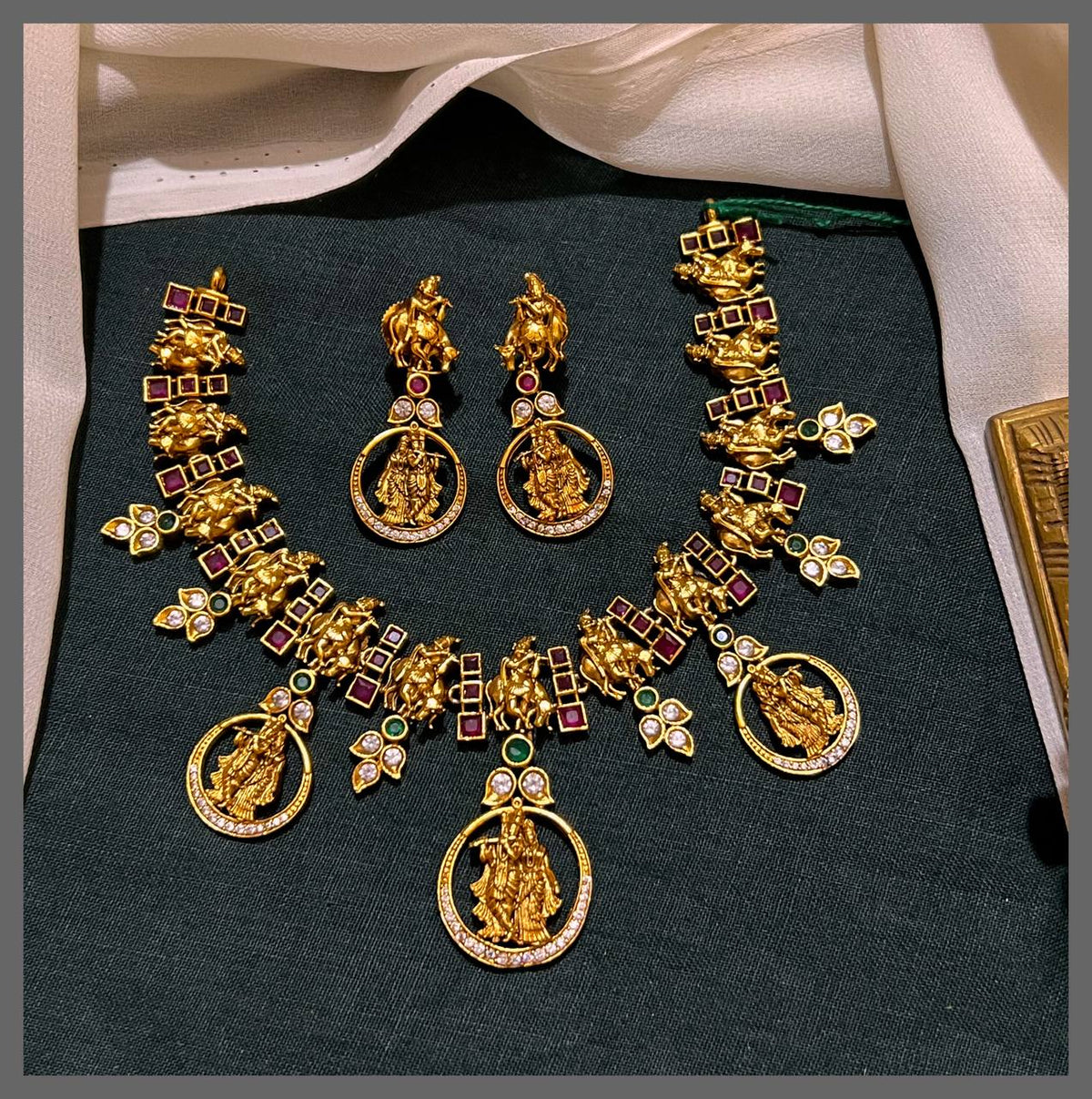 Radha Krishna Pendants with Multi Colour Necklace in Nakshi - NN00663
