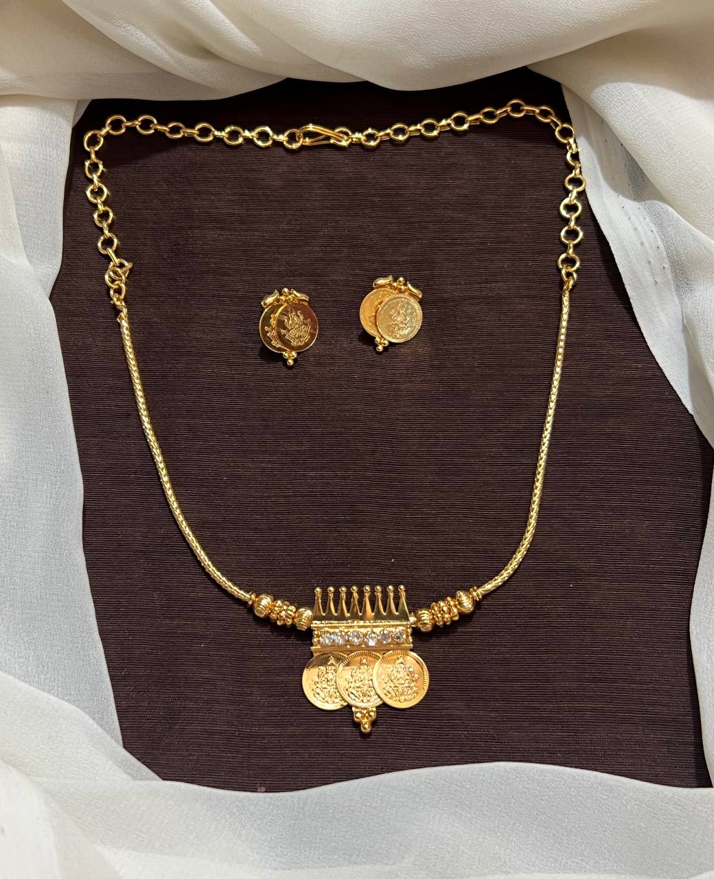 Small Kaasu Necklace in Micro Gold Polish - NN00968