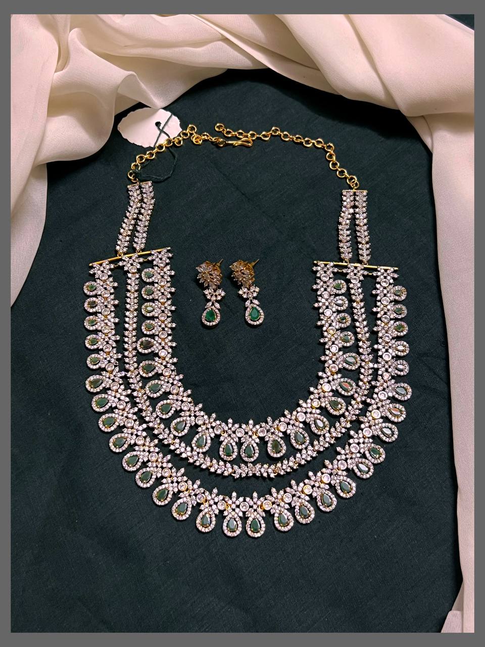 Beautiful Double Layer Emerlad and white Stone Haram in Diamond - DH0044