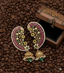 Beautiful Ear Cuff in Nakshi - NE00559