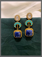 Beautiful White Stone Hanging Earring In Kundan - KE00487