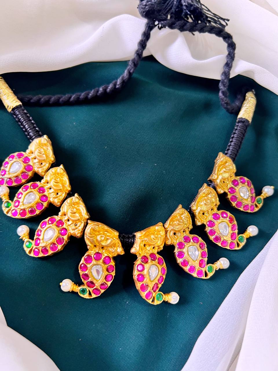 Black Dori Mango Kundan Neckles - BD0023