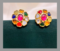 Flower Navaratna Stud In Kundan - KE00225