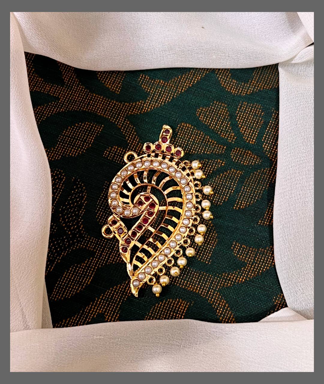 Beautiful Stone Pendent In Nakshi - NP0055