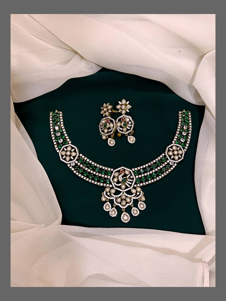 Elegant Flower and Peacock Necklace In Victorian - VN00111