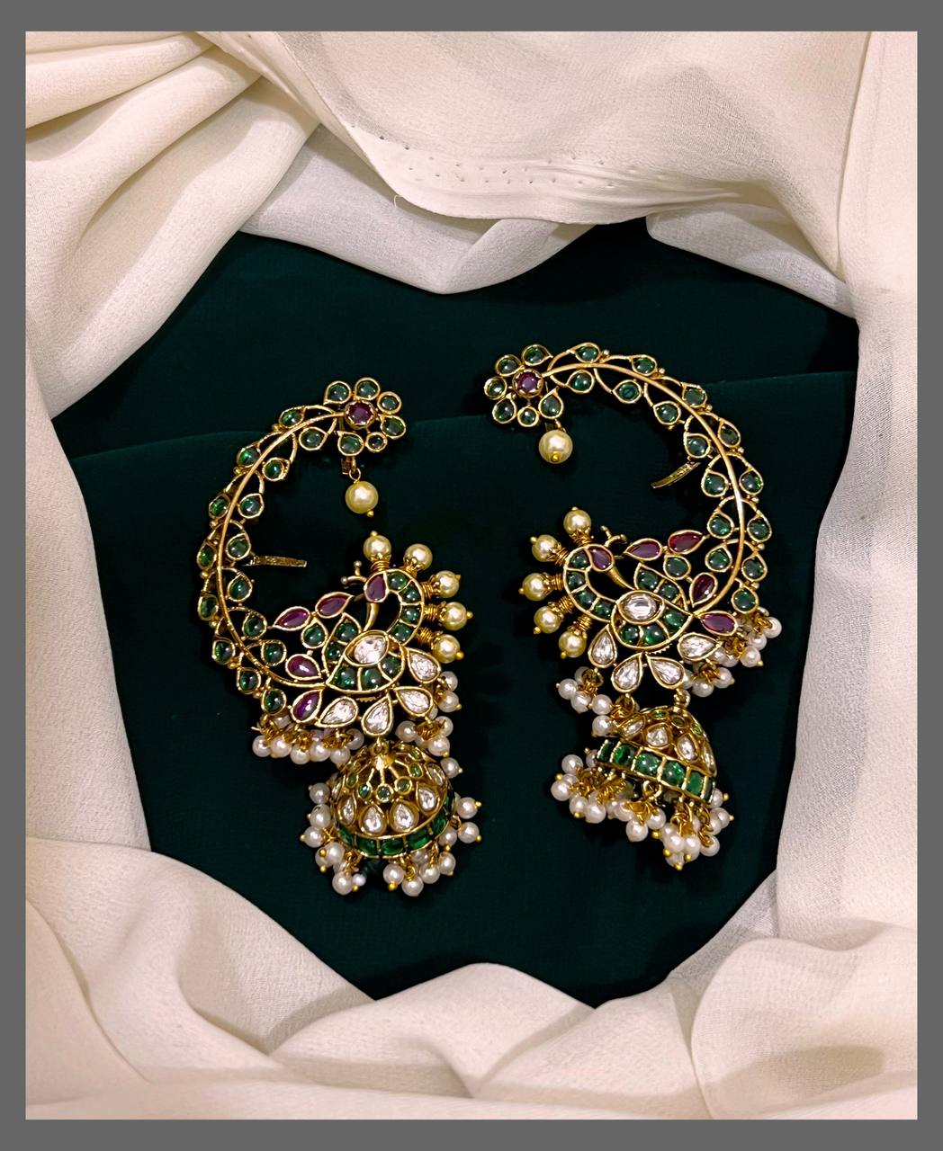 Beautiful Ear Cuff in Nakshi - NE00476