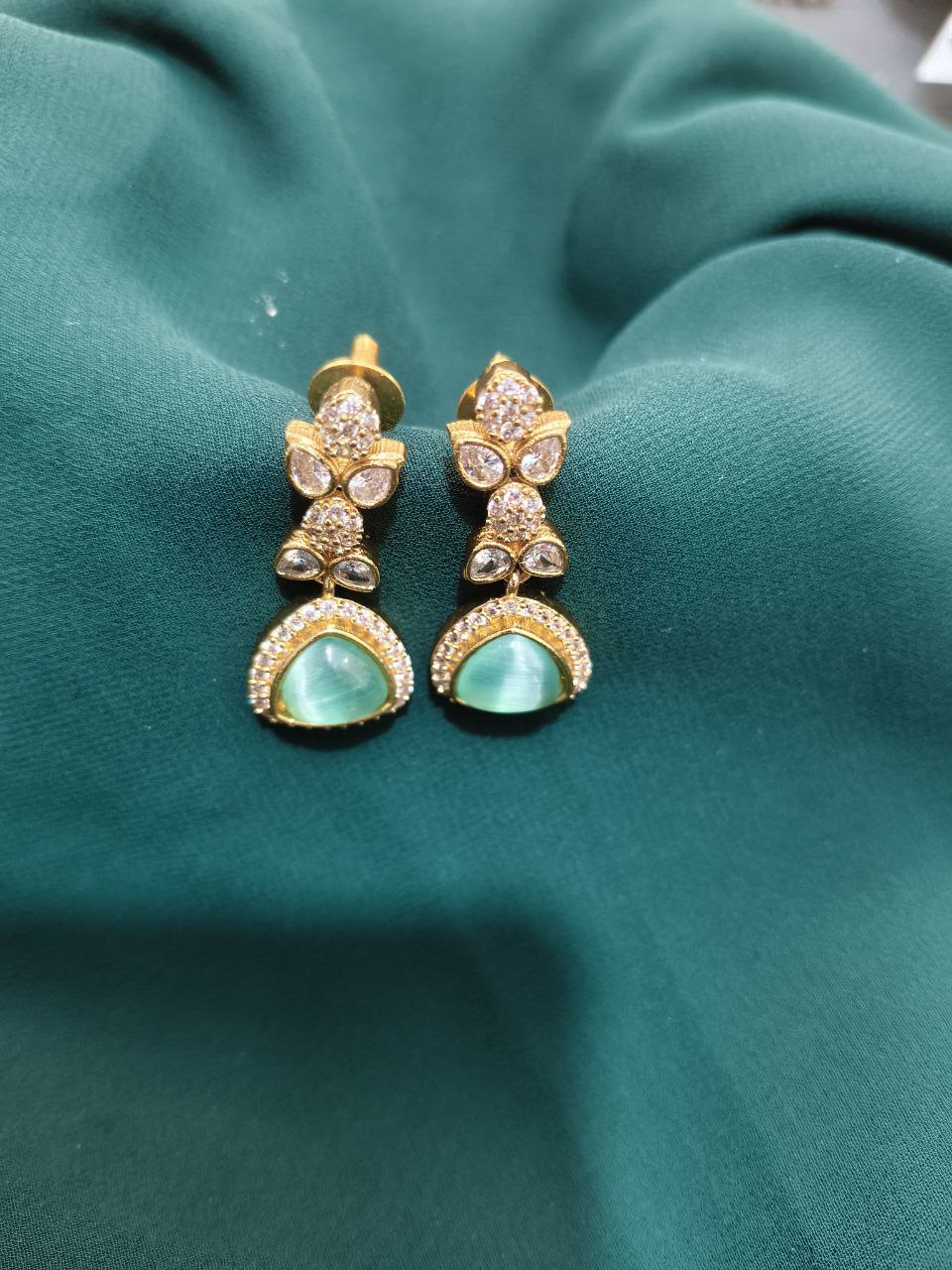 Flower Earrings In Victorian - VE00138