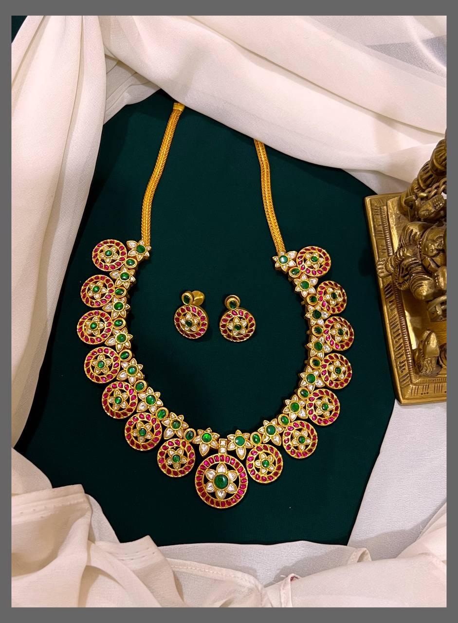 Bottu Mala In Kundan Necklace - KN00469