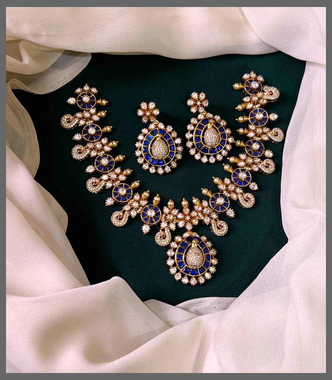Mozonites Necklace With Jadau Kundan - DN0046