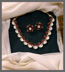 Beautiful Marron and White Stone Victorian Necklace - VN00139
